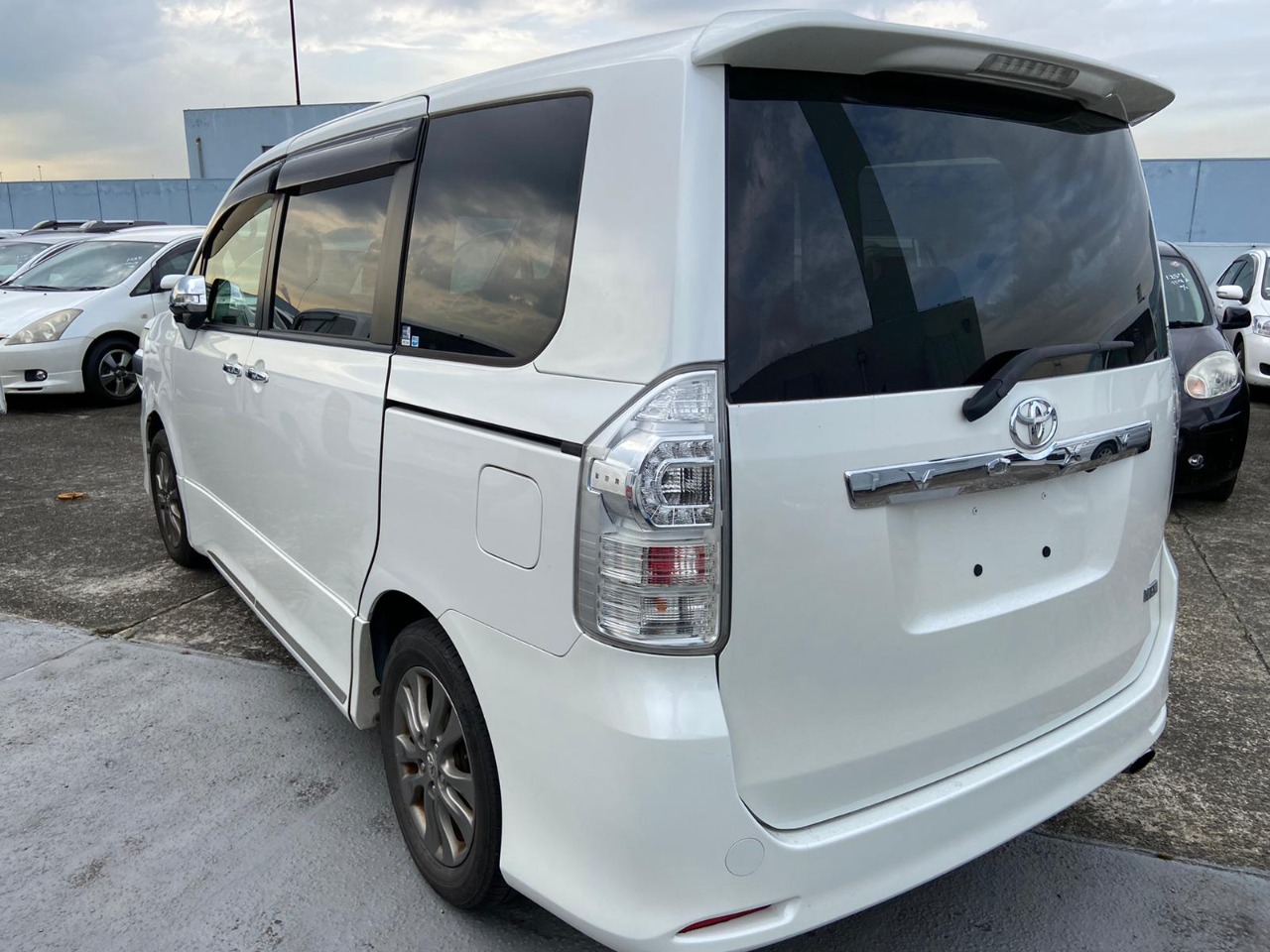 2012 Toyota VOXY